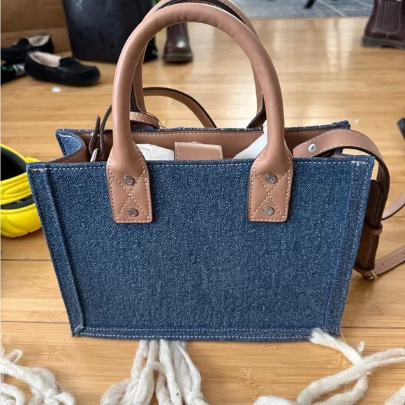 NWT True Religion Quilted Horseshoe Denim Tote Bag - Blue/Tan - Picture 6 of 7